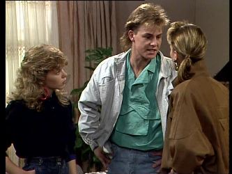 Charlene Mitchell, Scott Robinson, Cassie Campbell in Neighbours Episode 0293