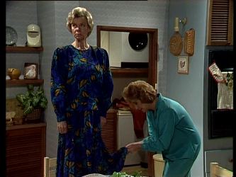 Helen Daniels, Madge Mitchell in Neighbours Episode 