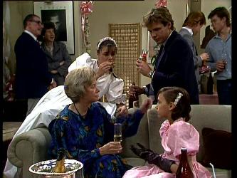 Helen Daniels, Zoe Davis, Tony Chapman, Lucy Robinson in Neighbours Episode 