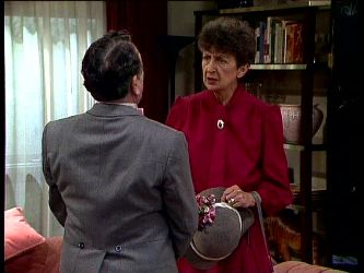 Harry Henderson, Nell Mangel in Neighbours Episode 0297