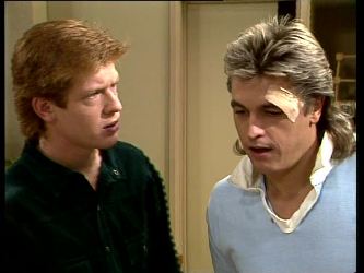 Clive Gibbons, Shane Ramsay in Neighbours Episode 