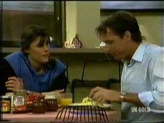 Zoe Davis, Tony Chapman in Neighbours Episode 