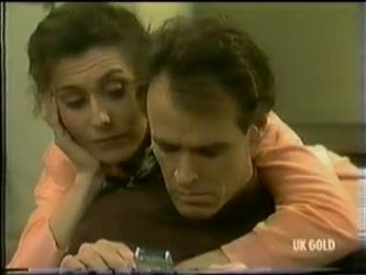 Kate Gibbons, Graham Gibbons in Neighbours Episode 0299