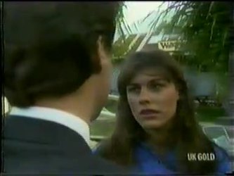 Paul Robinson, Zoe Davis in Neighbours Episode 