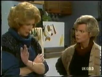 Madge Mitchell, Helen Daniels in Neighbours Episode 