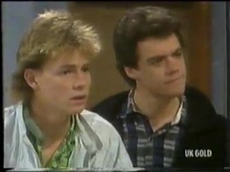 Scott Robinson, Paul Robinson in Neighbours Episode 0304