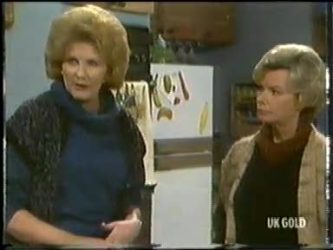 Madge Mitchell, Helen Daniels in Neighbours Episode 