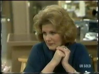 Madge Mitchell in Neighbours Episode 