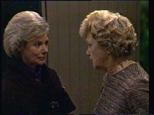 Helen Daniels, Edna Ramsay in Neighbours Episode 0333