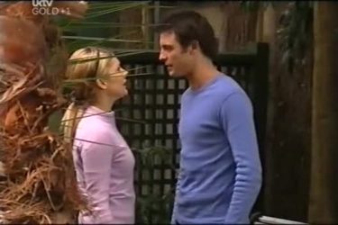 Izzy Hoyland, Malcolm Kennedy in Neighbours Episode 4403