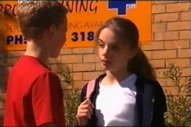 Declan Sands, Summer Hoyland in Neighbours Episode 4403