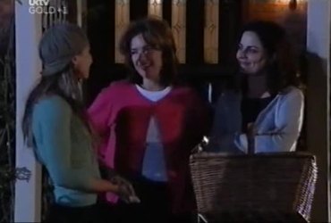 Steph Scully, Lyn Scully, Liljana Bishop in Neighbours Episode 4421