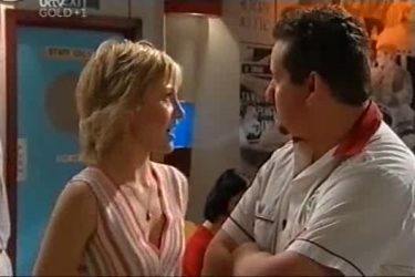 Sindi Watts, Toadie Rebecchi in Neighbours Episode 