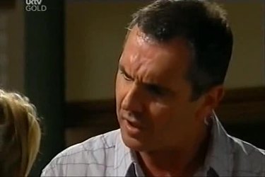 Karl Kennedy in Neighbours Episode 