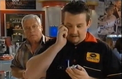 Lou Carpenter, Toadie Rebecchi in Neighbours Episode 