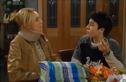 Janelle Timmins, Stingray Timmins in Neighbours Episode 