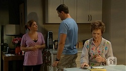 Terese Willis, Matt Turner, Susan Kennedy in Neighbours Episode 6892