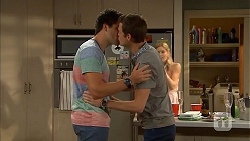 Chris Pappas, Will Dampier, Amber Turner in Neighbours Episode 6892