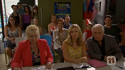 Sheila Canning, Susan Kennedy, Georgia Brooks, Lou Carpenter in Neighbours Episode 