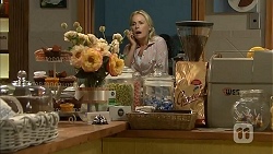 Lauren Turner in Neighbours Episode 