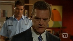 Matt Turner, Paul Robinson in Neighbours Episode 