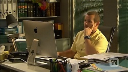 Toadie Rebecchi in Neighbours Episode 