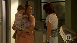 Nell Rebecchi, Sonya Rebecchi, Naomi Canning in Neighbours Episode 6905