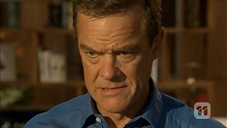 Paul Robinson in Neighbours Episode 