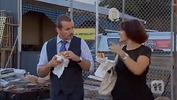 Toadie Rebecchi, Naomi Canning in Neighbours Episode 