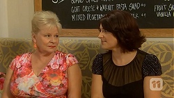 Sheila Canning, Naomi Canning in Neighbours Episode 6909
