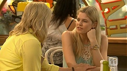 Lauren Turner, Amber Turner in Neighbours Episode 