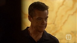 Paul Robinson in Neighbours Episode 