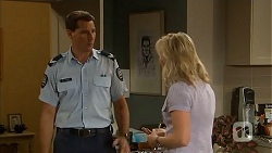 Matt Turner, Lauren Turner in Neighbours Episode 