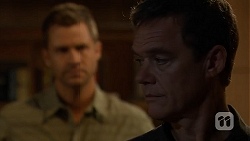 Mark Brennan, Paul Robinson in Neighbours Episode 6913