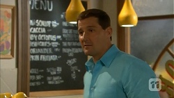 Matt Turner in Neighbours Episode 6916