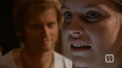 Daniel Robinson, Amber Turner in Neighbours Episode 