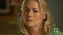 Lauren Turner in Neighbours Episode 