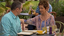 Karl Kennedy, Susan Kennedy in Neighbours Episode 6925