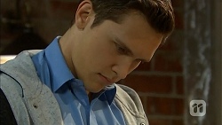 Josh Willis in Neighbours Episode 