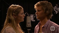 Amber Turner, Daniel Robinson in Neighbours Episode 