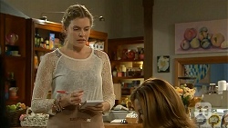 Amber Turner, Terese Willis in Neighbours Episode 