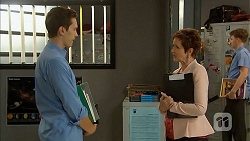 Josh Willis, Susan Kennedy in Neighbours Episode 