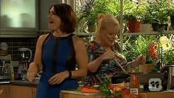 Naomi Canning, Sheila Canning in Neighbours Episode 