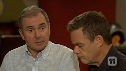 Karl Kennedy, Paul Robinson in Neighbours Episode 
