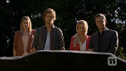 Amber Turner, Daniel Robinson, Lucy Robinson, Paul Robinson in Neighbours Episode 