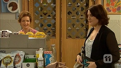 Susan Kennedy, Naomi Canning in Neighbours Episode 