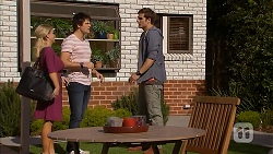 Lucy Robinson, Chris Pappas, Kyle Canning in Neighbours Episode 