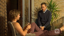 Daniel Robinson, Paul Robinson in Neighbours Episode 