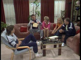 Mike Young, Des Clarke, Daphne Clarke, Jane Harris, Harold Bishop in Neighbours Episode 0449