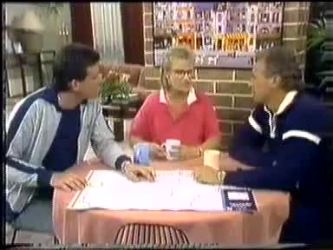 Des Clarke, Daphne Clarke, Jim Robinson in Neighbours Episode 0450